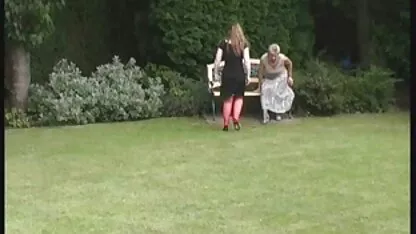 ఎమ్మా మరియు డోరా మోర్ విలేజ్ - గర్ల్ అనల్ ఎరోటికా