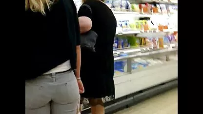 బోర్డర్ జోలీ, అన్ లేన్ గే వీడియోతో ఆడండి