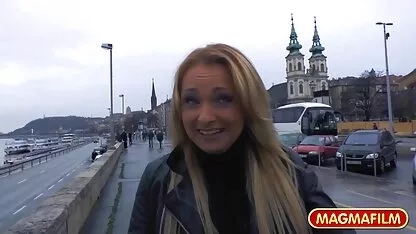 టవల్ ఫ్రీ లైవ్ చాలా టైట్