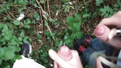 ఇద్దరు స్నేహితులు, గే, హస్త ప్రయోగం మరియు పూల్ హాట్ మిల్ఫ్ చిత్రాలు