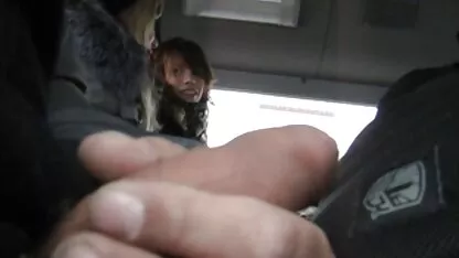 బస్సులో 2 మంది అమ్మాయిల హోమ్ వీడియోలో సెక్స్ ట్రాక్స్ మరియు