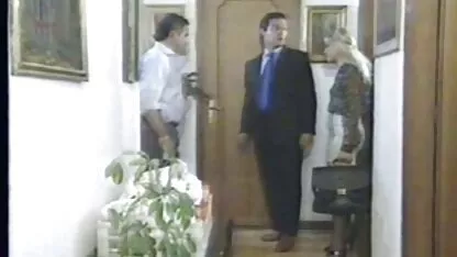 గది 2 నగ్న టీన్