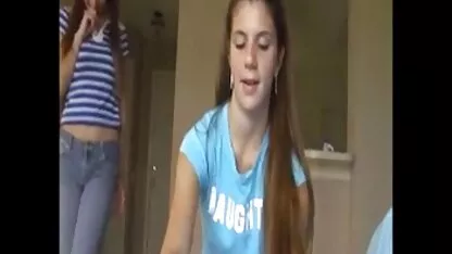 అమెచ్యూర్ డబుల్ టీమ్ అస్సెస్ ప్లాజా పుస్సీ