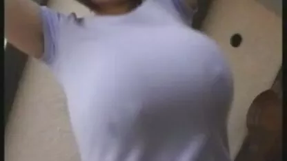 ఉచిత సెక్స్ వీడియోతో ఆసియా బౌన్స్ రొమ్ములు