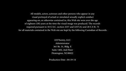 అందమైన వైద్య గాడిద క్రూరమైన బొచ్చు ఎరోటికా