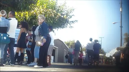 అప్‌స్కిర్ట్ సెక్స్ ఉచిత వీడియో