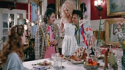 అందమైన పీచ్ 2 1987 సీన్ 4 న్యూడ్ ఎరోటిక్ ఫోటోలు