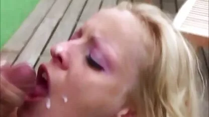 24 తెల్లవారి ముఖంలో, తినేవాడు. పిల్లి పద్దెనిమిది