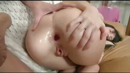 నవ్వడం కోసం రష్యన్ పుస్సీ