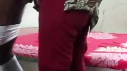 భార్య పట్టీతో గాడిదను పీల్చుకుంటుంది మరియు ఉచిత పోర్న్ 4 కు వెళుతుంది